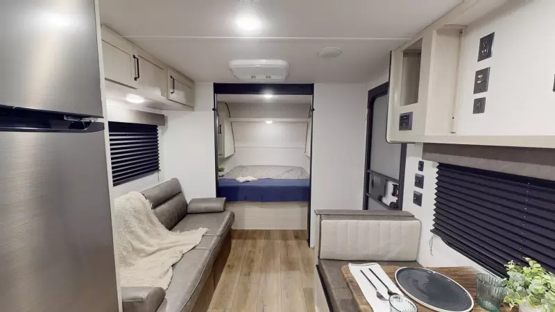 210RKCE Floorplan Main Room