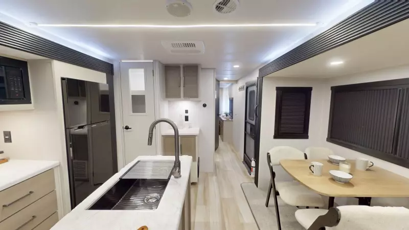Heritage Glen Travel Trailers Main Room